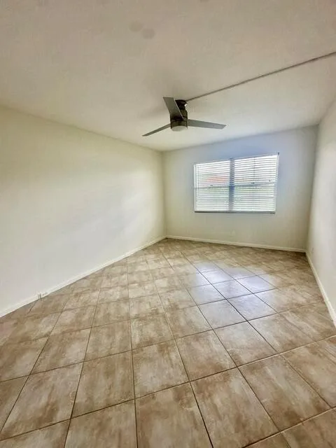 1047 Exeter C, Boca Raton, FL 33434 photo 8