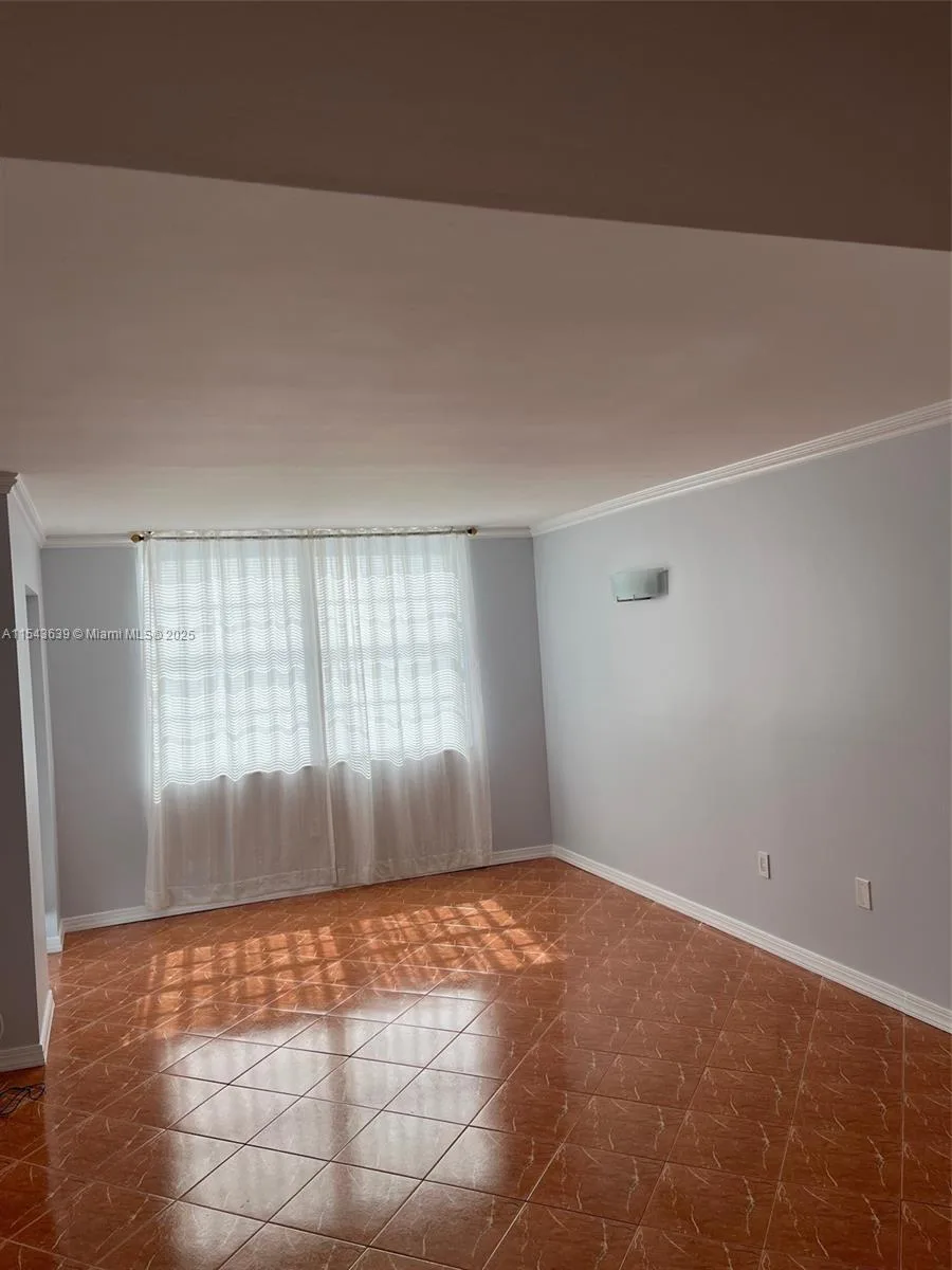 2801 NE 183rd St # 2103W, Aventura, FL 33160 photo 11