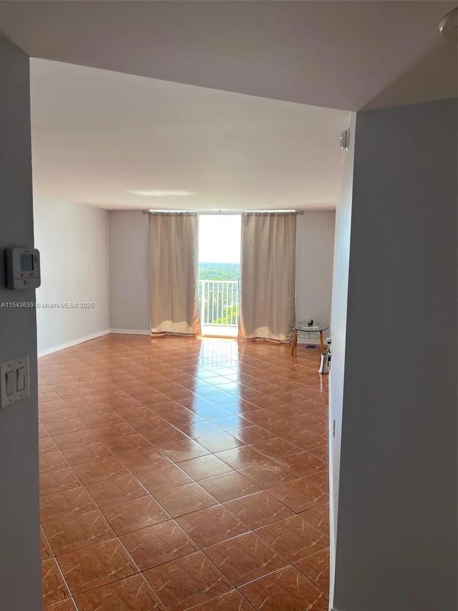 2801 NE 183rd St # 2103W, Aventura, FL 33160 photo 8