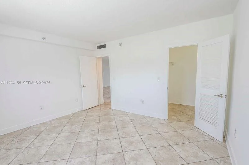 401 69th St # 505, Miami Beach, FL 33141 photo 7