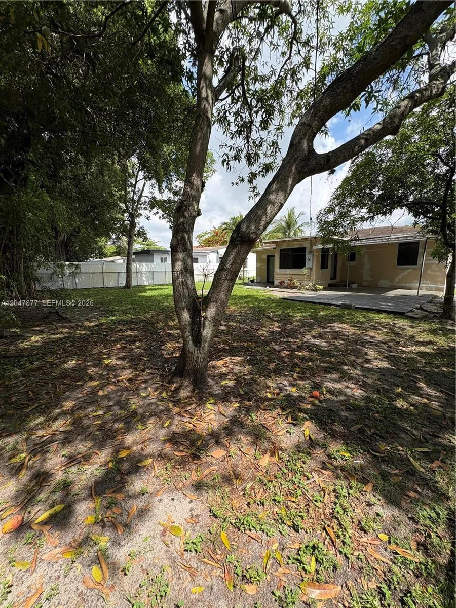 650 NE 137th St # 0, North Miami, FL 33161 photo 5