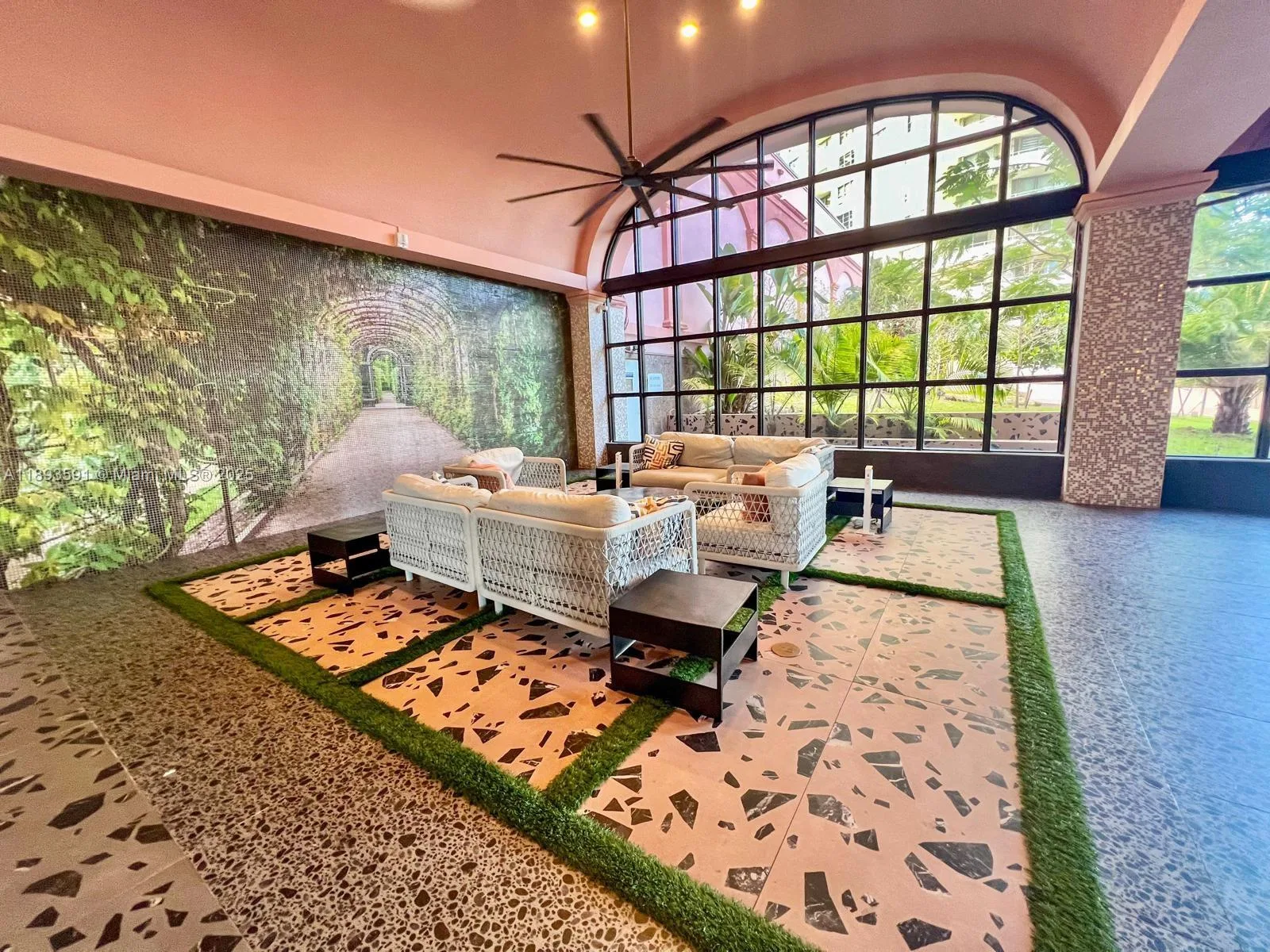5225 Collins Ave # 517, Miami Beach, FL 33140 photo 8