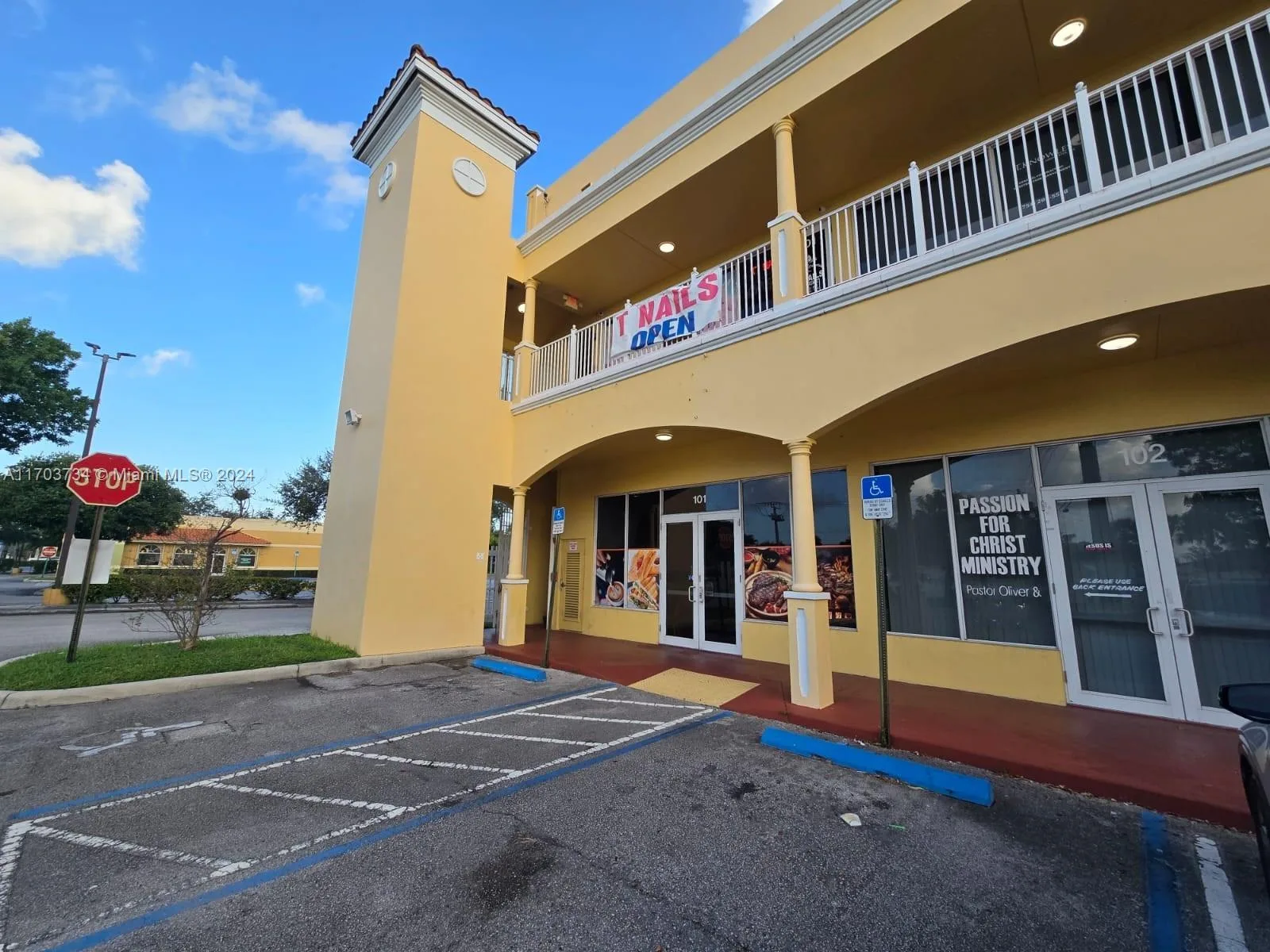 3007 W Commercial Blvd # 101, Fort Lauderdale, FL 33309 photo 3