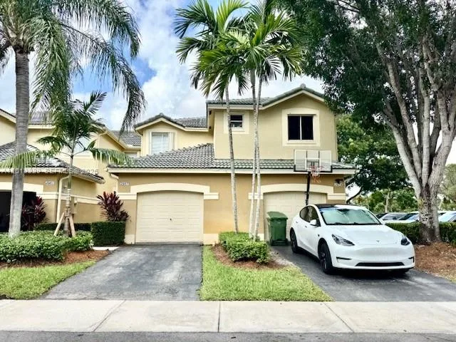 2567 Cordoba Bnd, Weston, FL 33327 photo 2