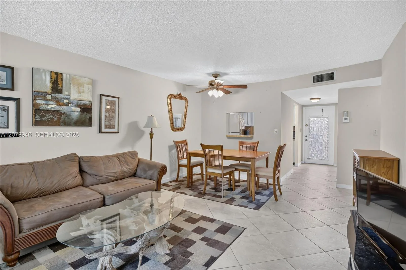 9261 Sunrise Lakes Blvd # 203, Sunrise, FL 33322