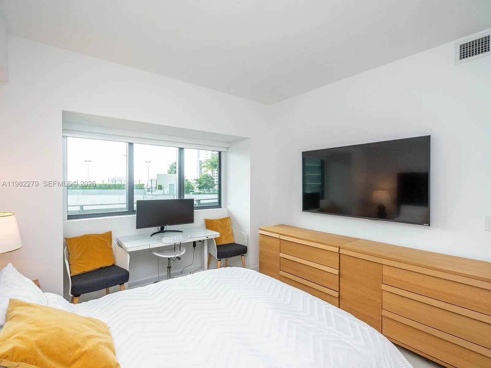 650 NE 32nd St # 904, Miami, FL 33137 photo 11