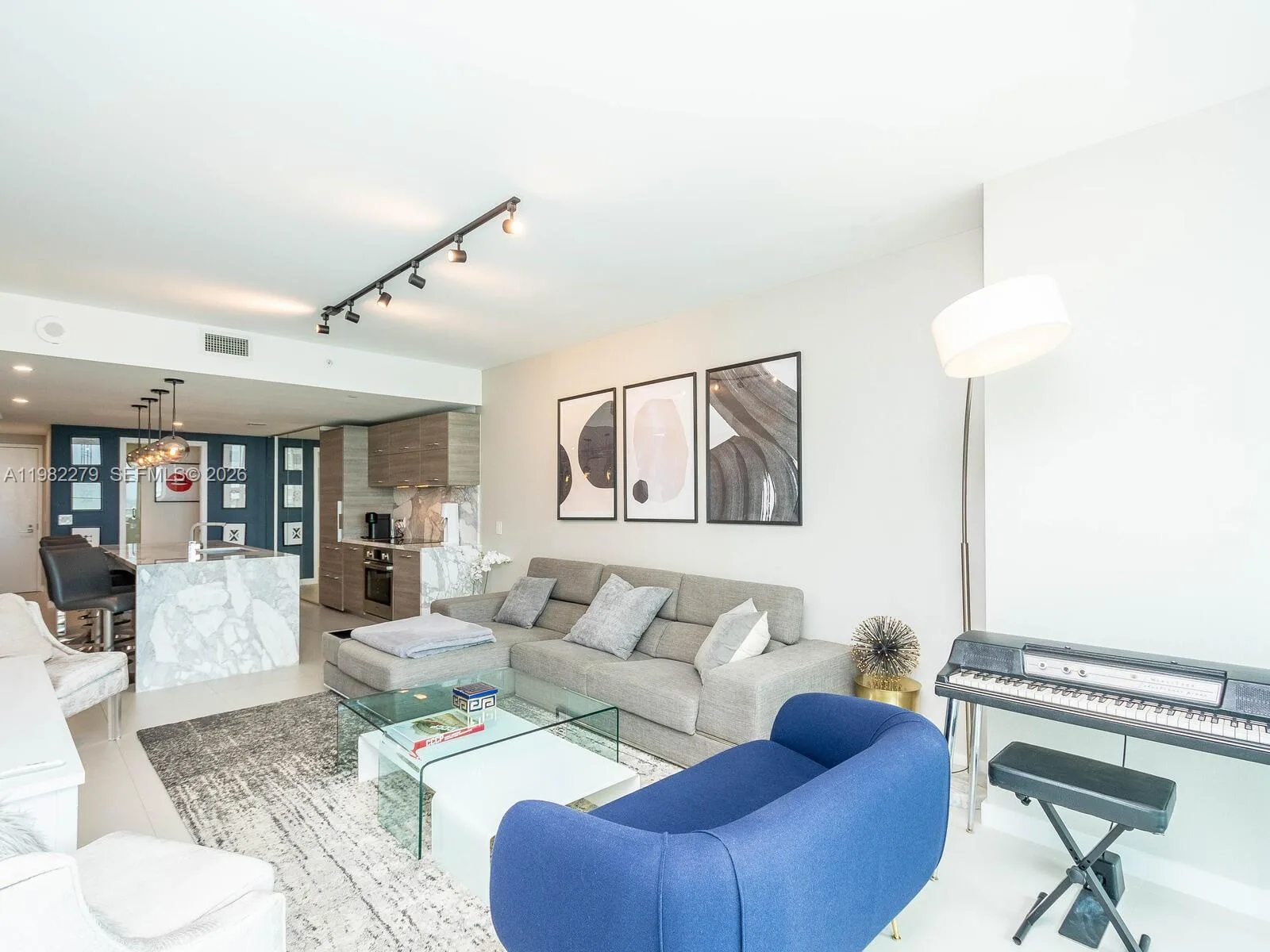 650 NE 32nd St # 904, Miami, FL 33137 photo 3