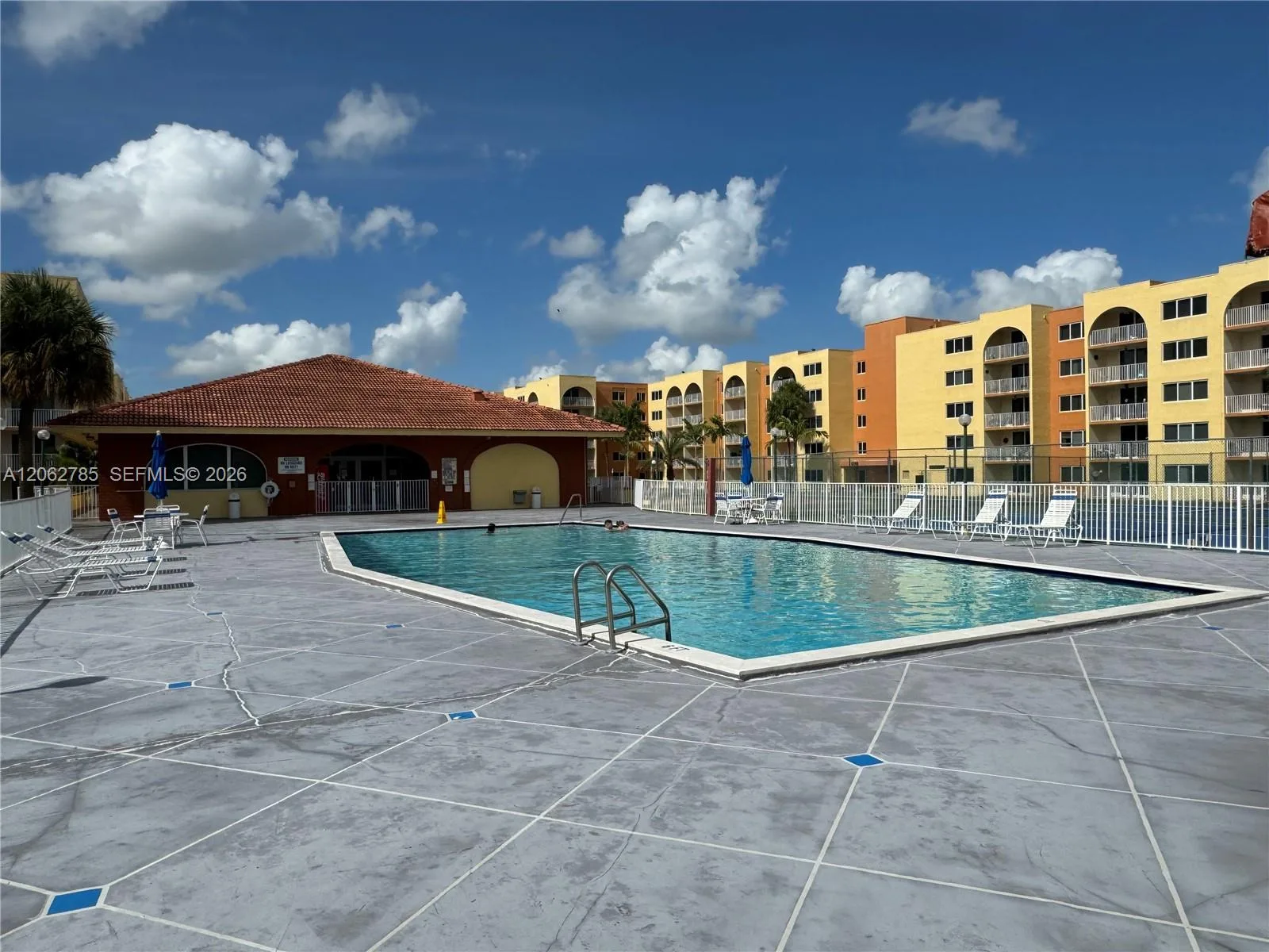 7010 NW 186th St # 5-418, Hialeah, FL 33015 photo 2