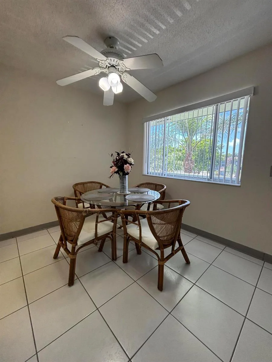 3000 SPRINGDALE Boulevard # 316, Palm Springs, FL 33461 photo 2