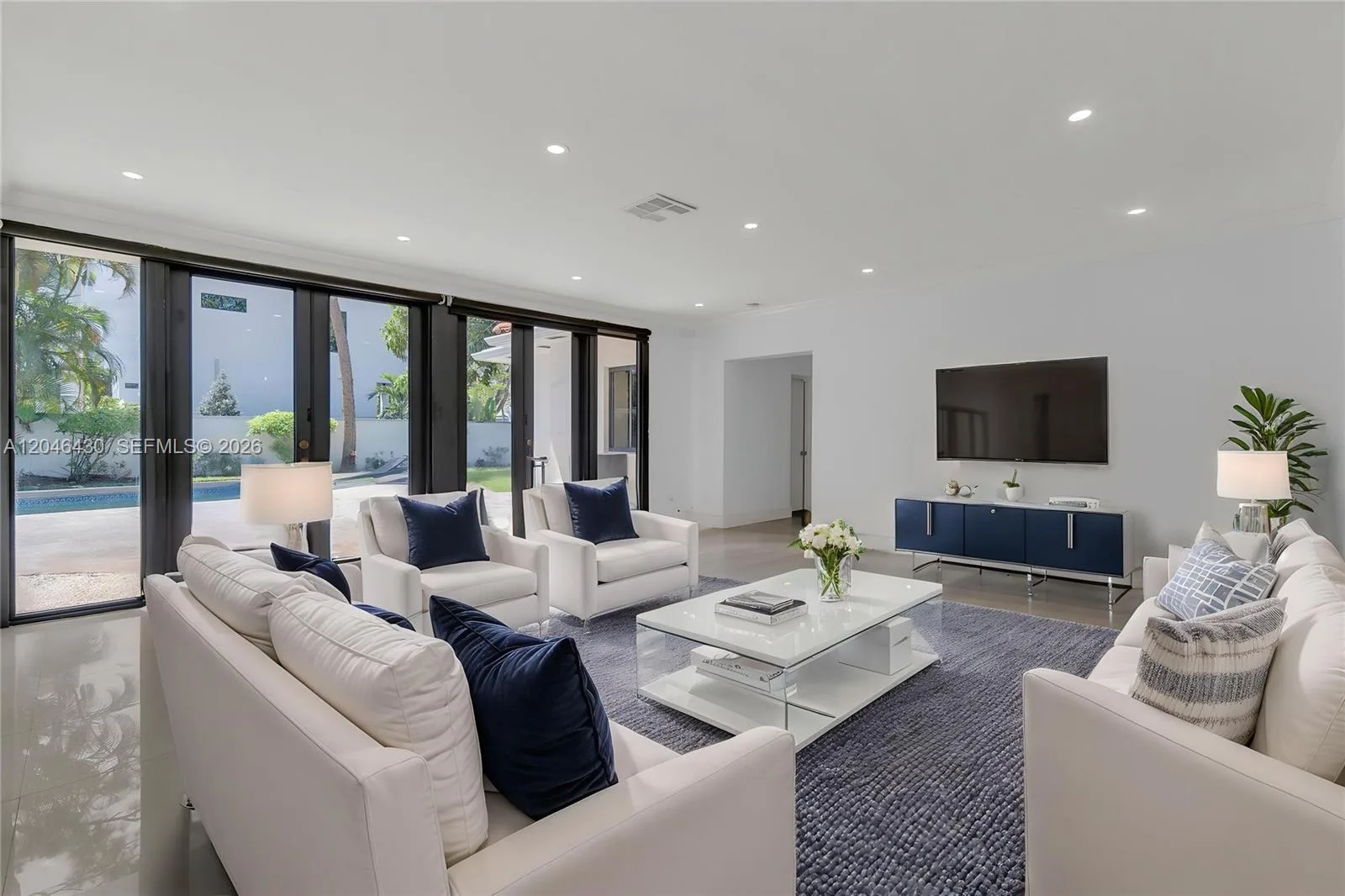 549 NE 12th Ave # 1, Fort Lauderdale, FL 33301 photo 4