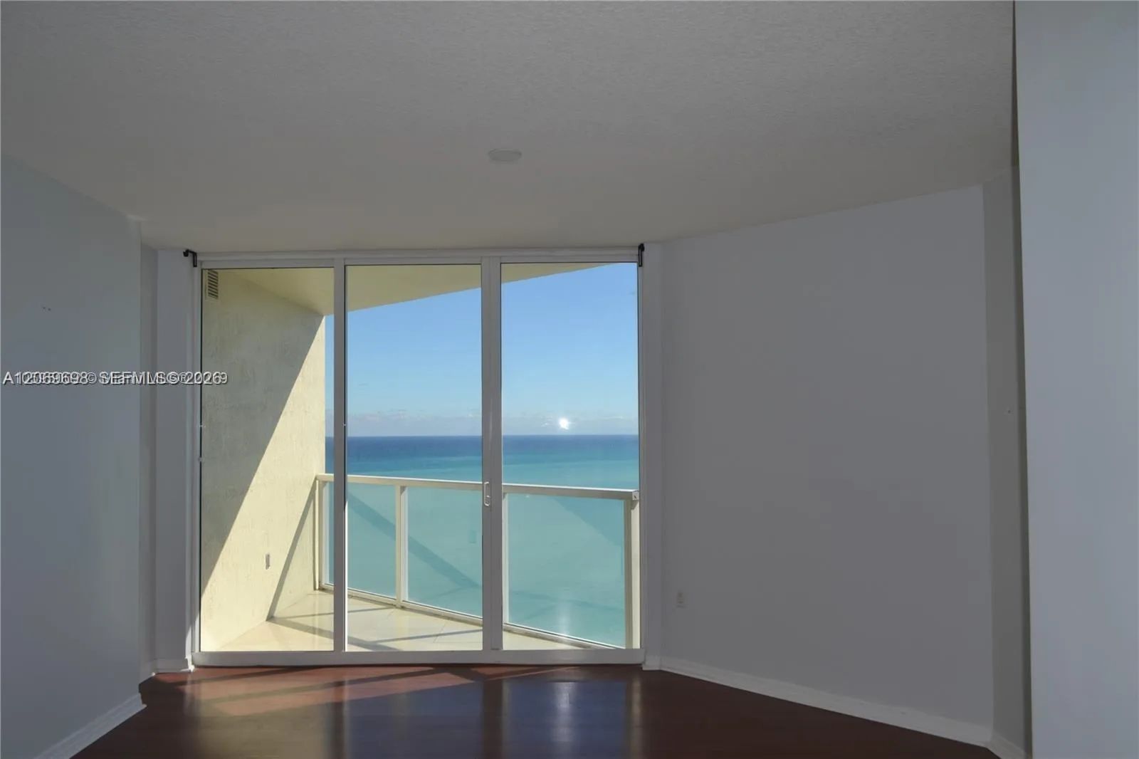 16699 Collins Ave # 3109, Sunny Isles Beach, FL 33160 photo 4