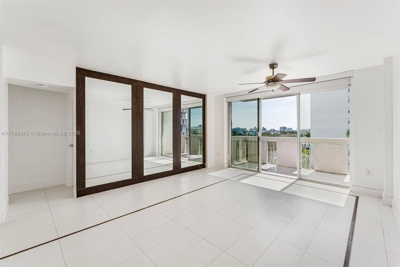 800 West Ave # 720, Miami Beach, FL 33139 photo 4
