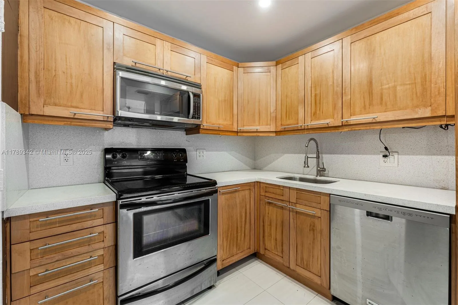 800 West Ave # 720, Miami Beach, FL 33139 photo 9