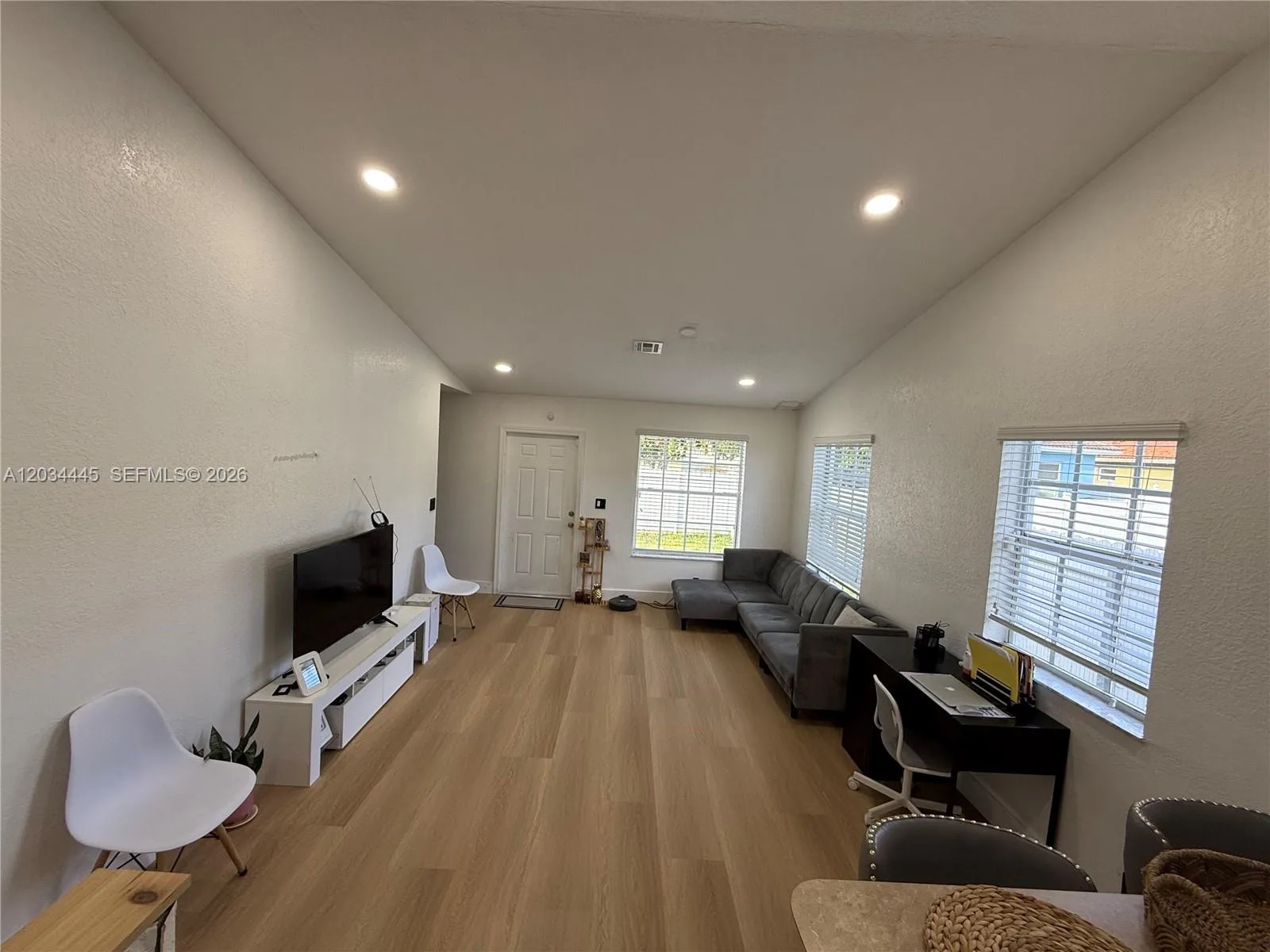2441 NW 14th St, Fort Lauderdale, FL 33311 photo 13