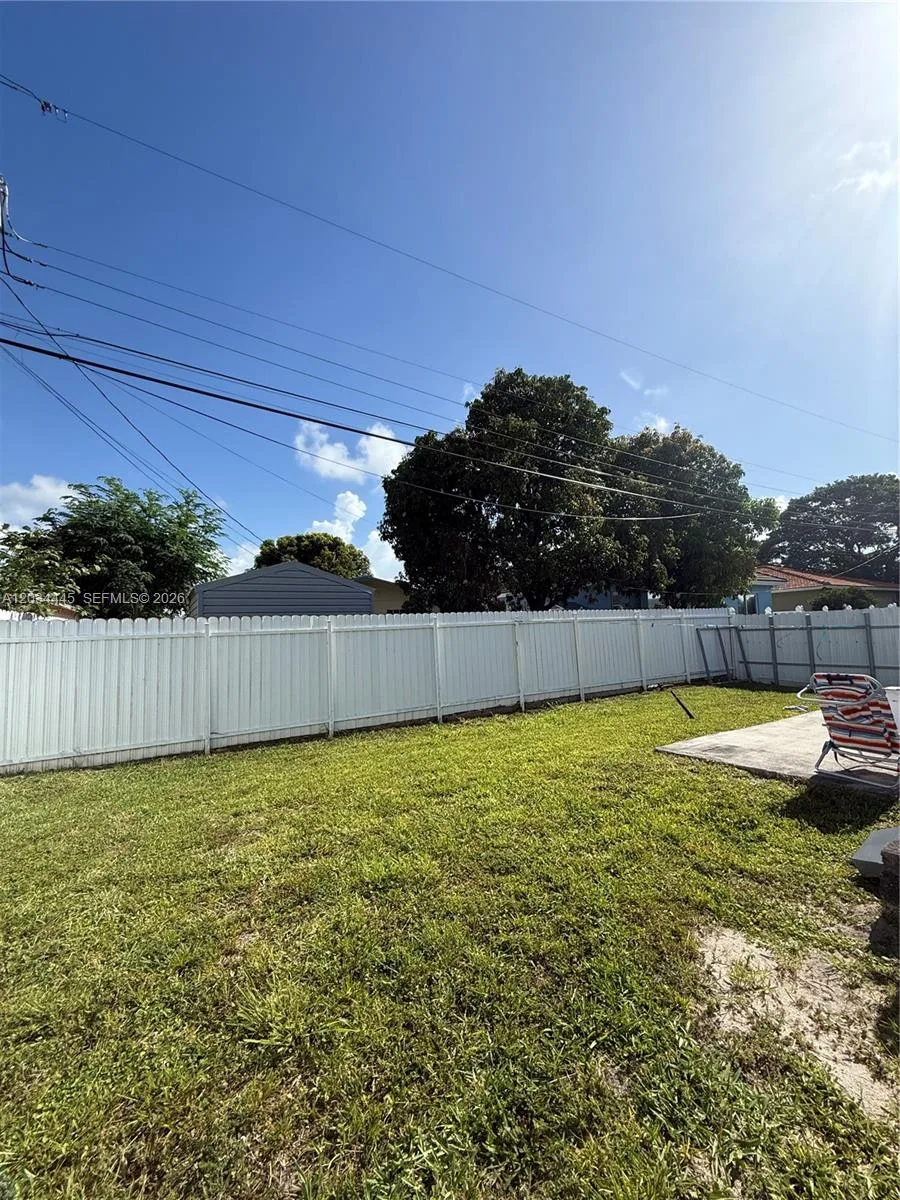 2441 NW 14th St, Fort Lauderdale, FL 33311 photo 6