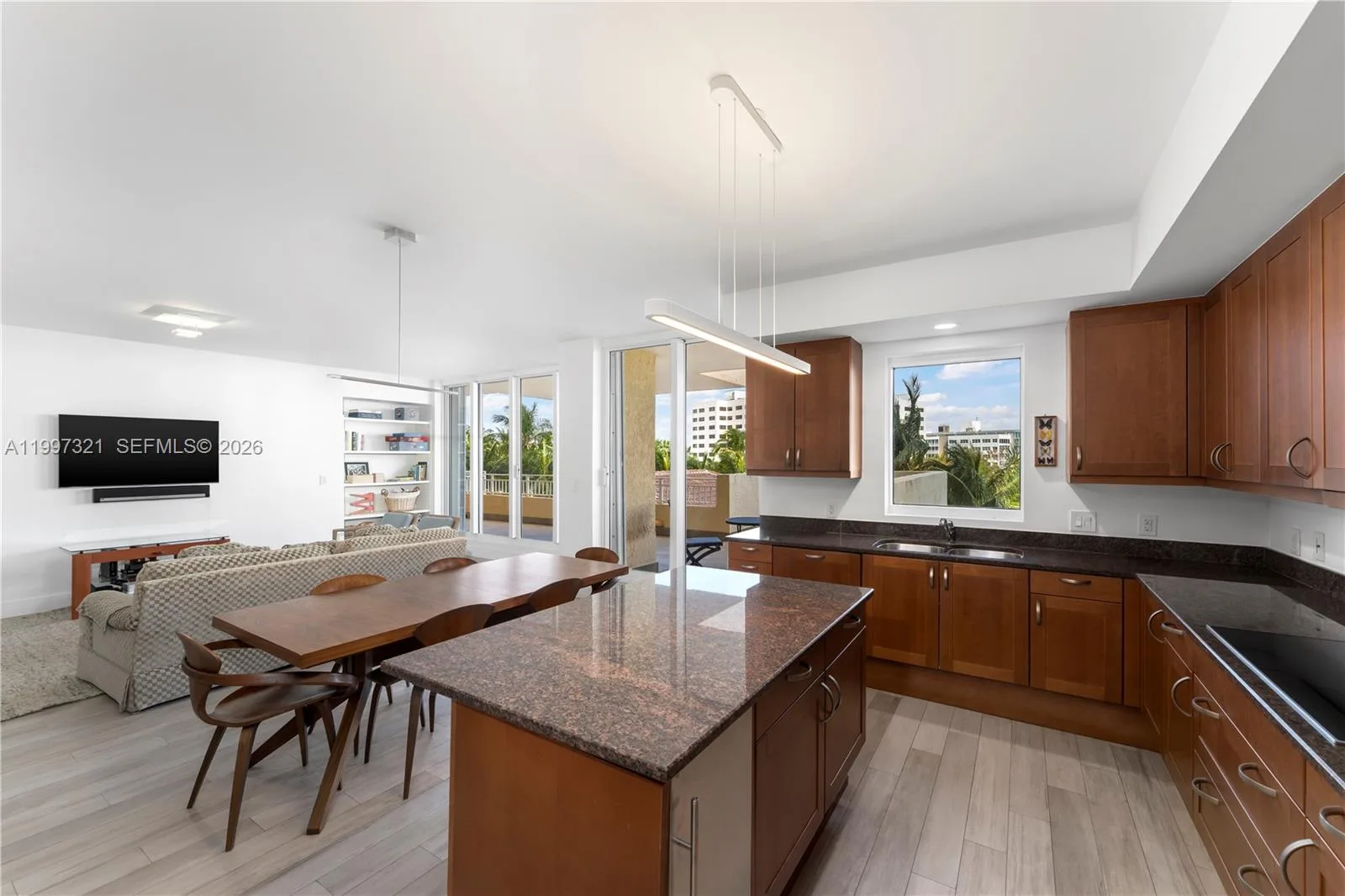 791 Crandon Blvd # 405, Key Biscayne, FL 33149 photo 9