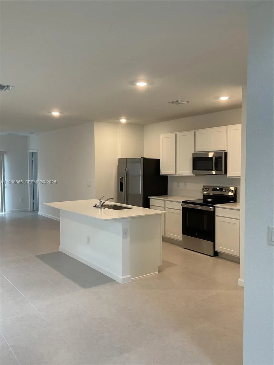 5924 NW Fairfox Way, Port St. Lucie, FL 34987 photo 9
