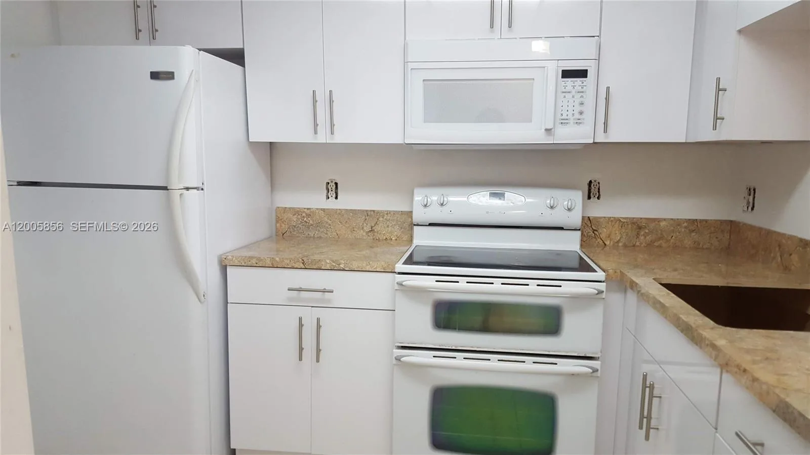 19701 SW 114th Ave # 266, Miami, FL 33157