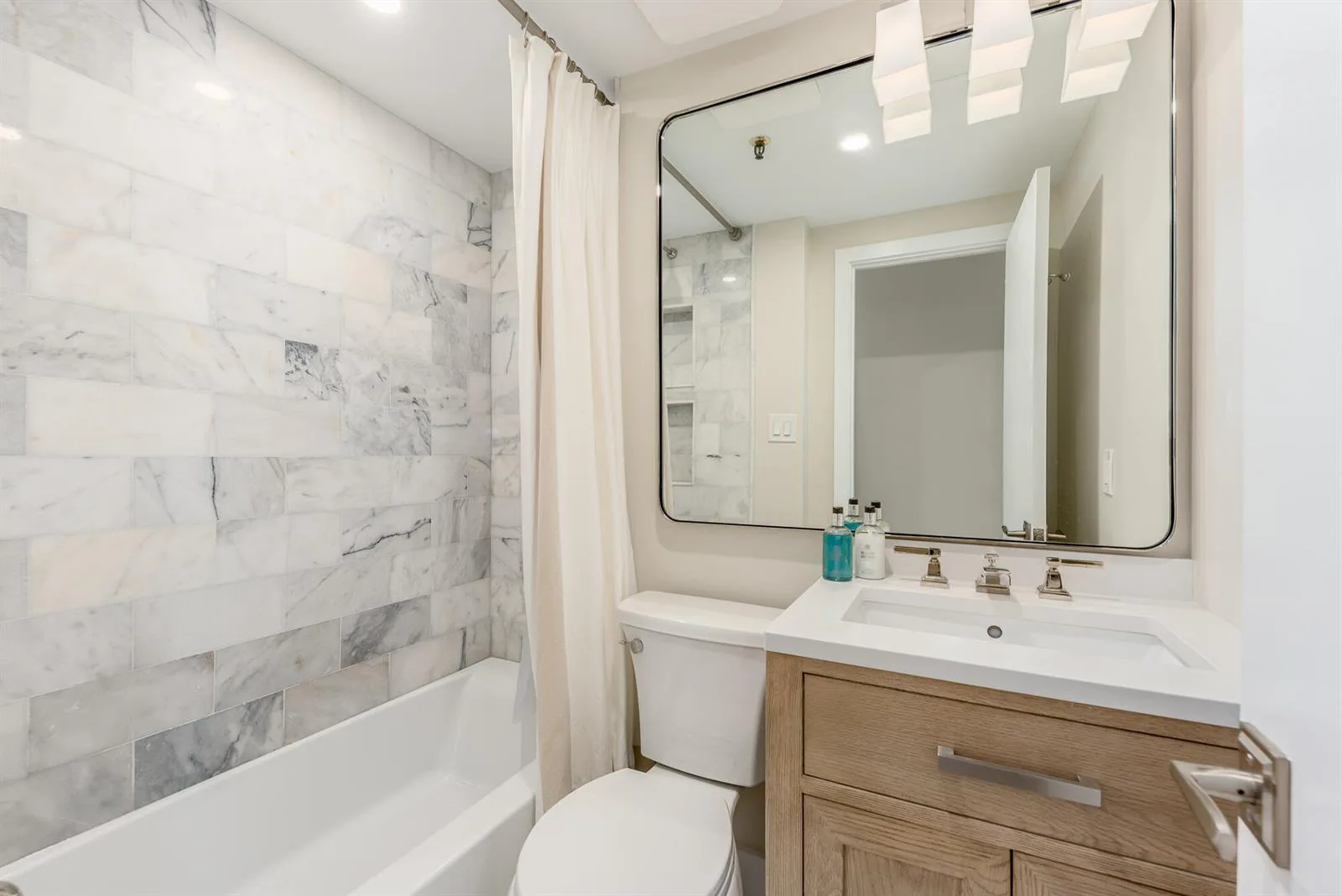 235 SUNRISE Avenue # 2211, Palm Beach, FL 33480 photo 2