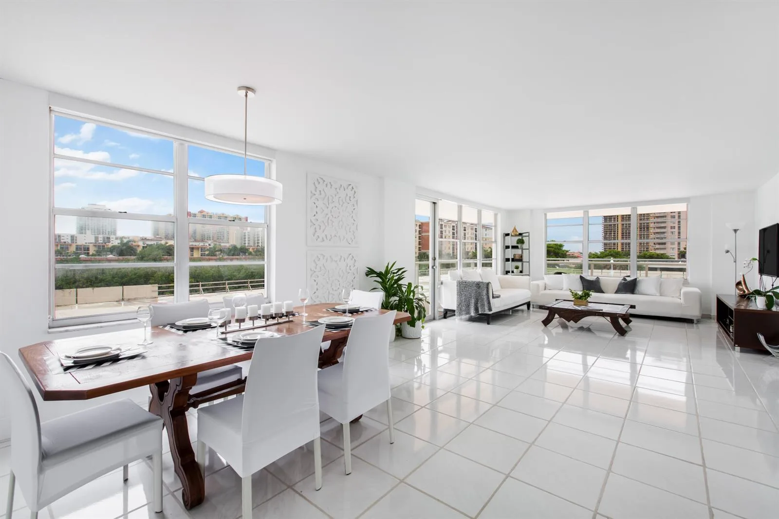 230 174th Street # 414, Sunny Isles Beach, FL 33160