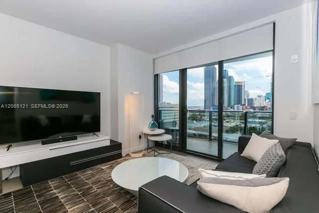 1600 NE 1st AVE # 1009, Miami, FL 33132
