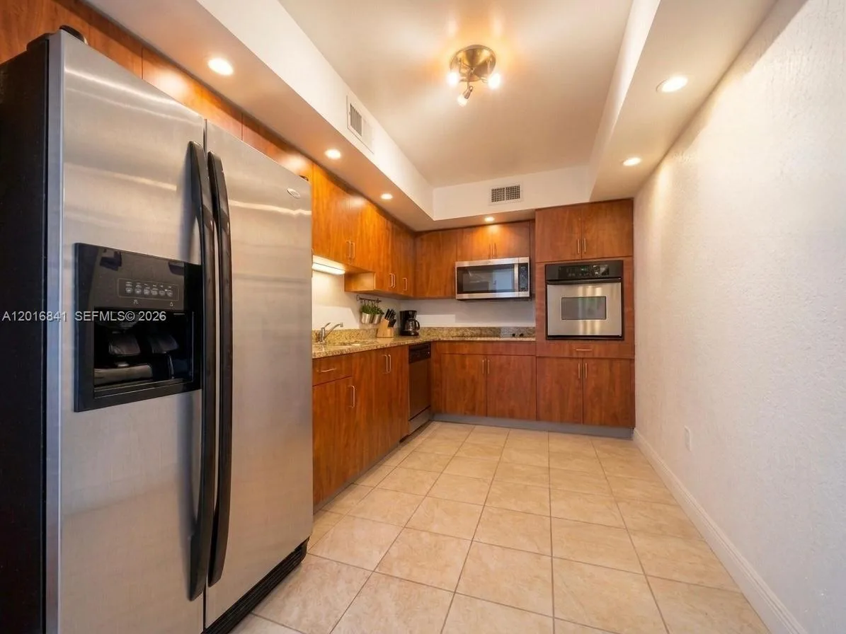 4001 S Ocean Dr # 16G, Hollywood, FL 33019