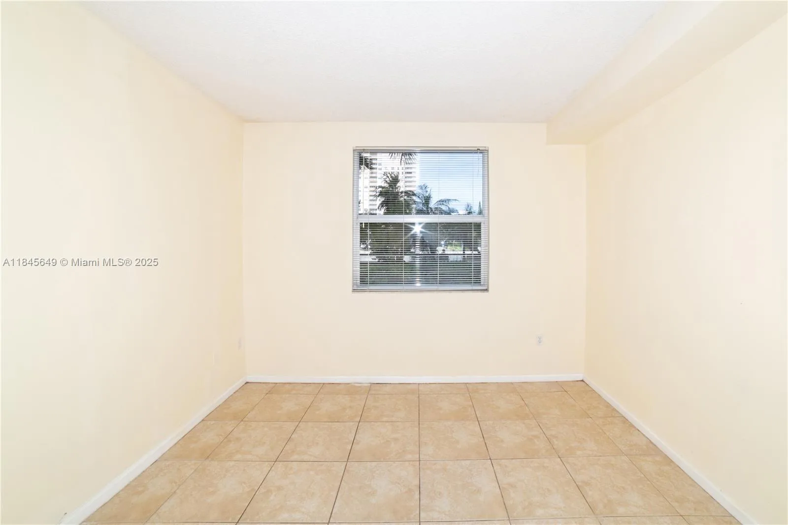 17150 N Bay Rd # 2110, Sunny Isles Beach, FL 33160 photo 10