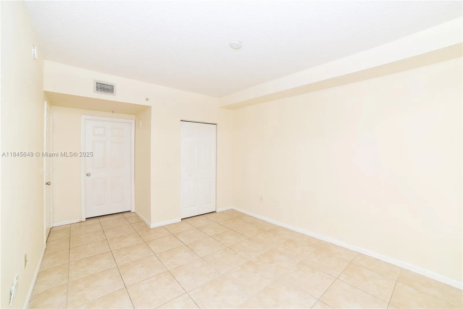 17150 N Bay Rd # 2110, Sunny Isles Beach, FL 33160 photo 13