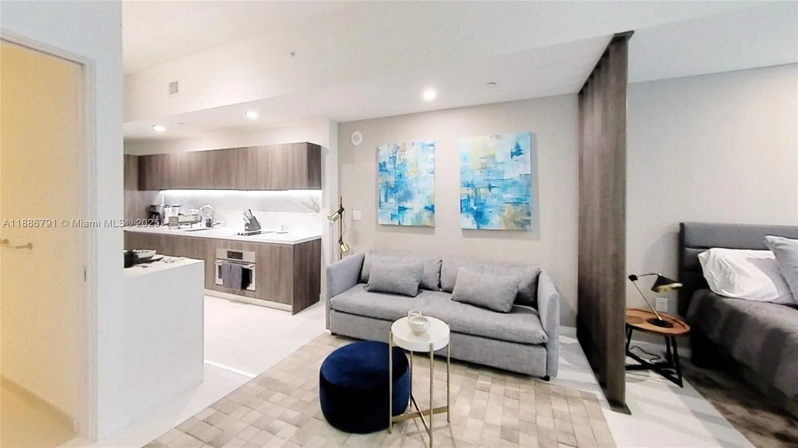 851 NE 1st Ave # 301, Miami, FL 33132