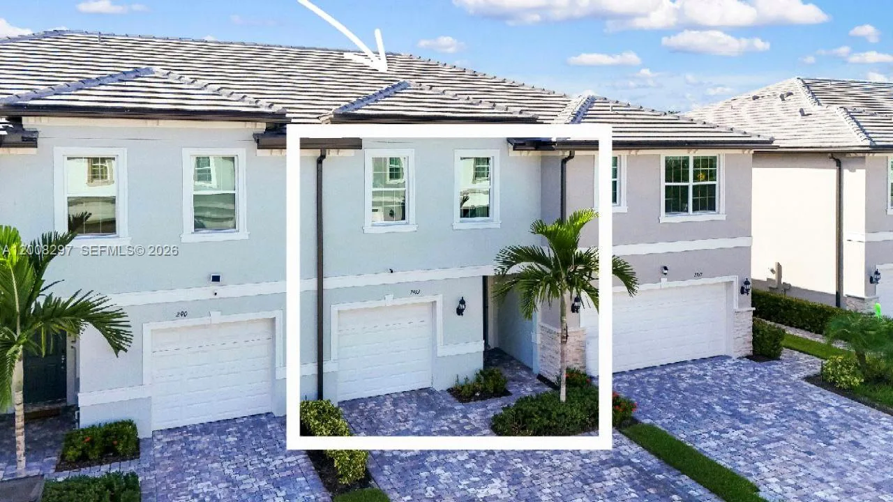 2913 Olivia Ave, Lauderdale Lakes, FL 33311 photo 3