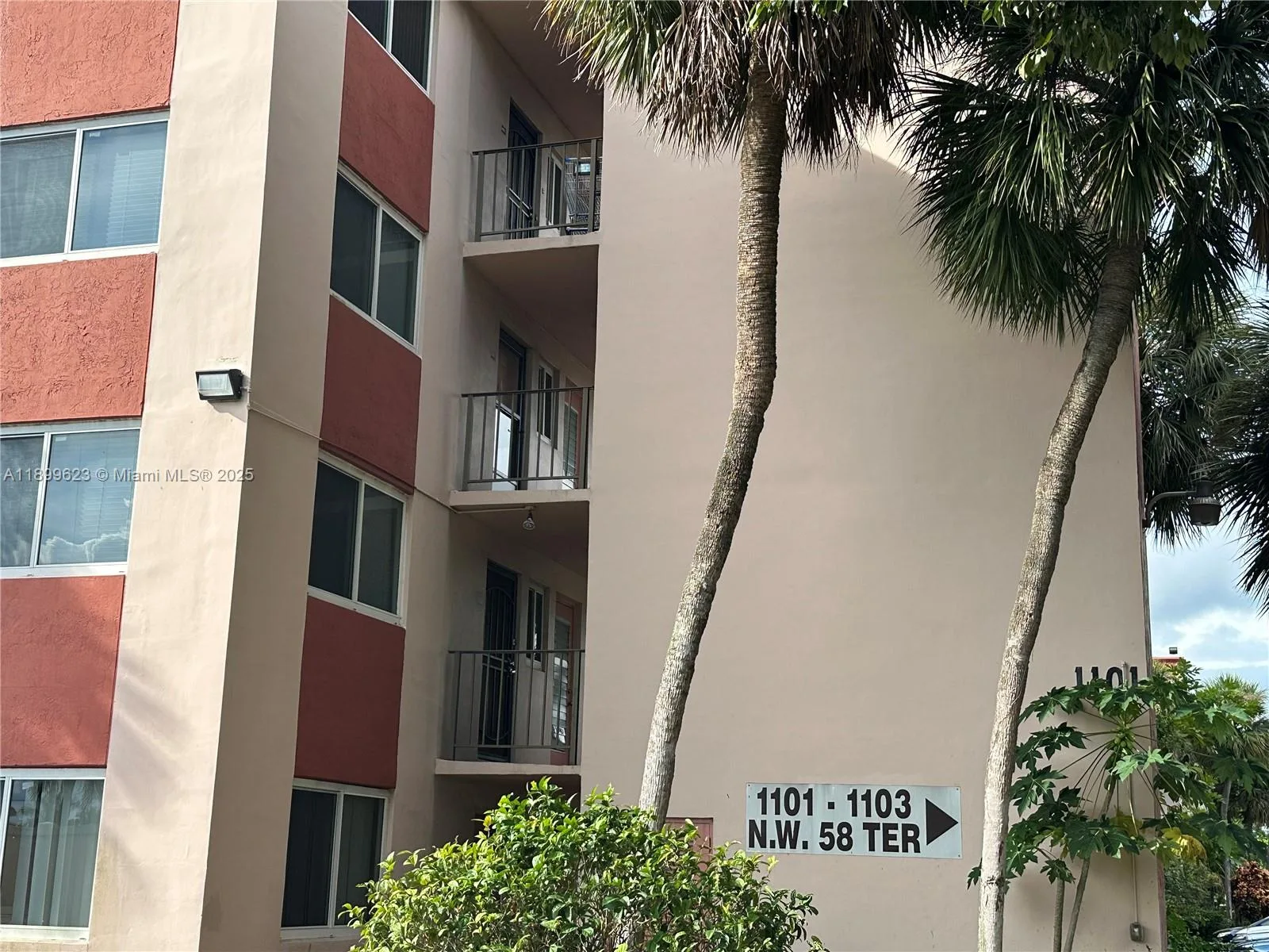 1101 NW 58th Ter # 108, Sunrise, FL 33313 photo 4