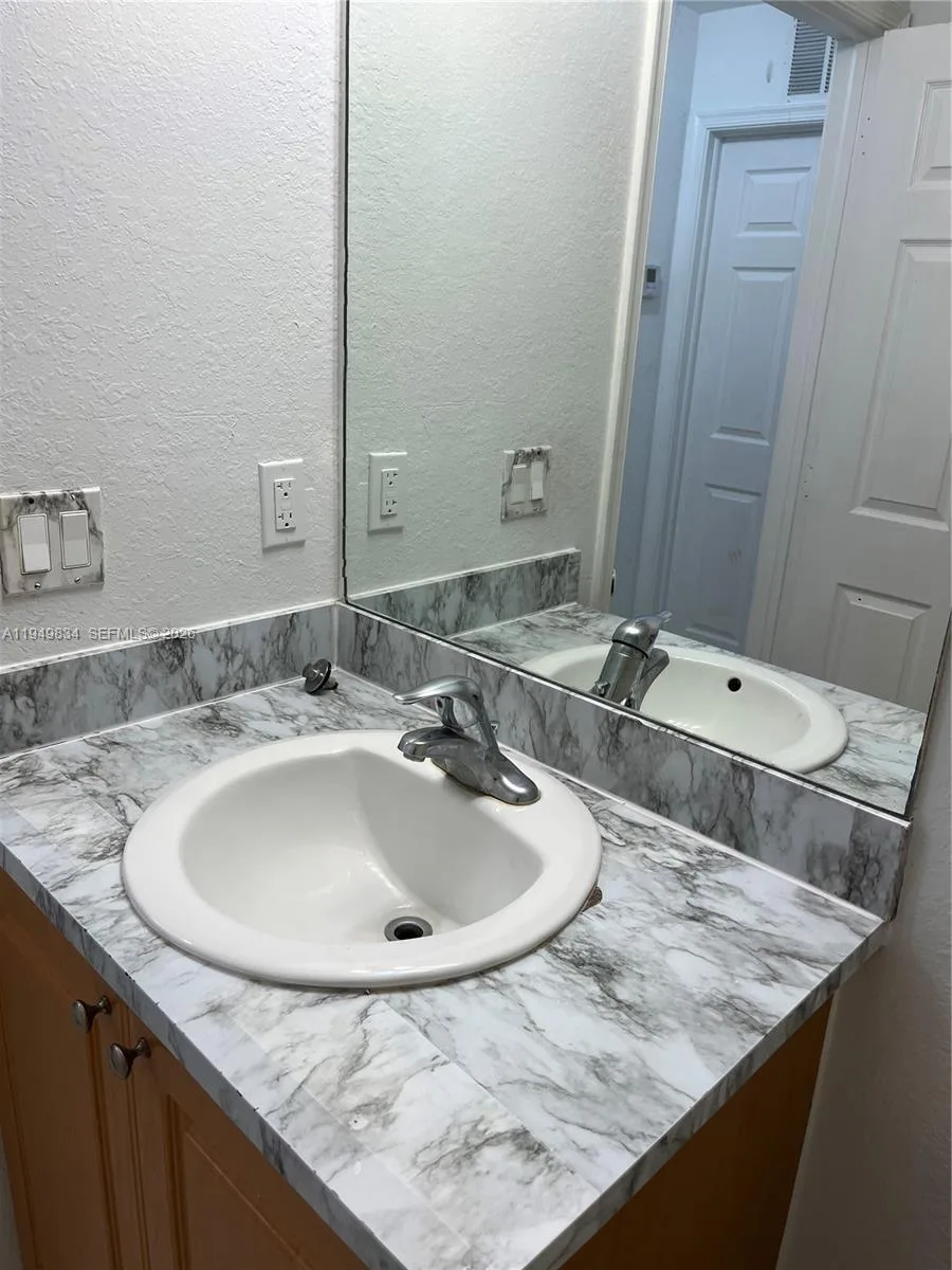 4905 golfview # 2, Other City - In The State Of Florida, FL 33973