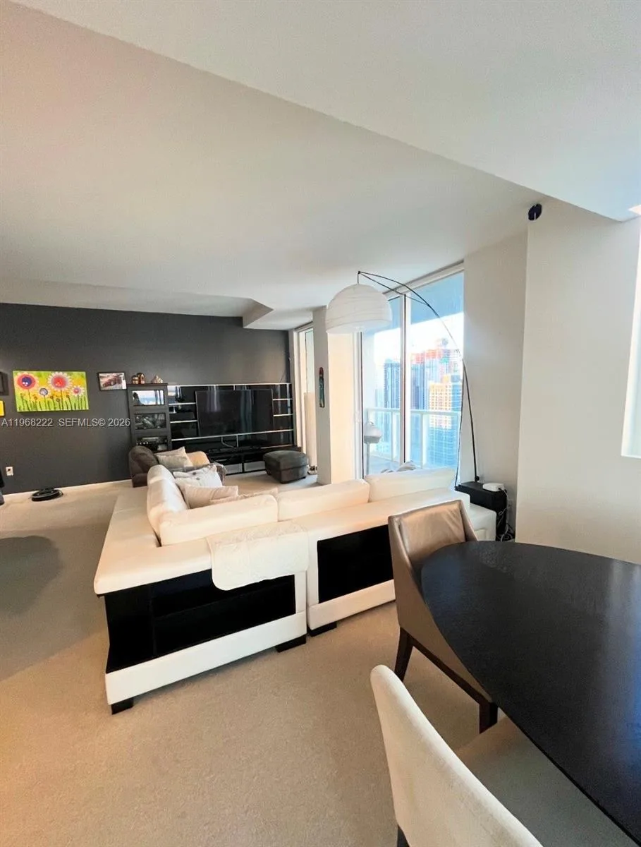 253 NE 2nd St # 3903, Miami, FL 33132 photo 9