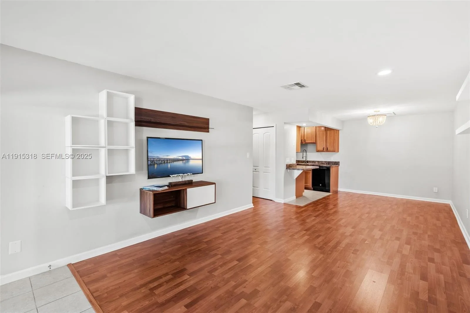 2944 Plaza Terrace Dr # 2944, Orlando, FL 32803 photo 3