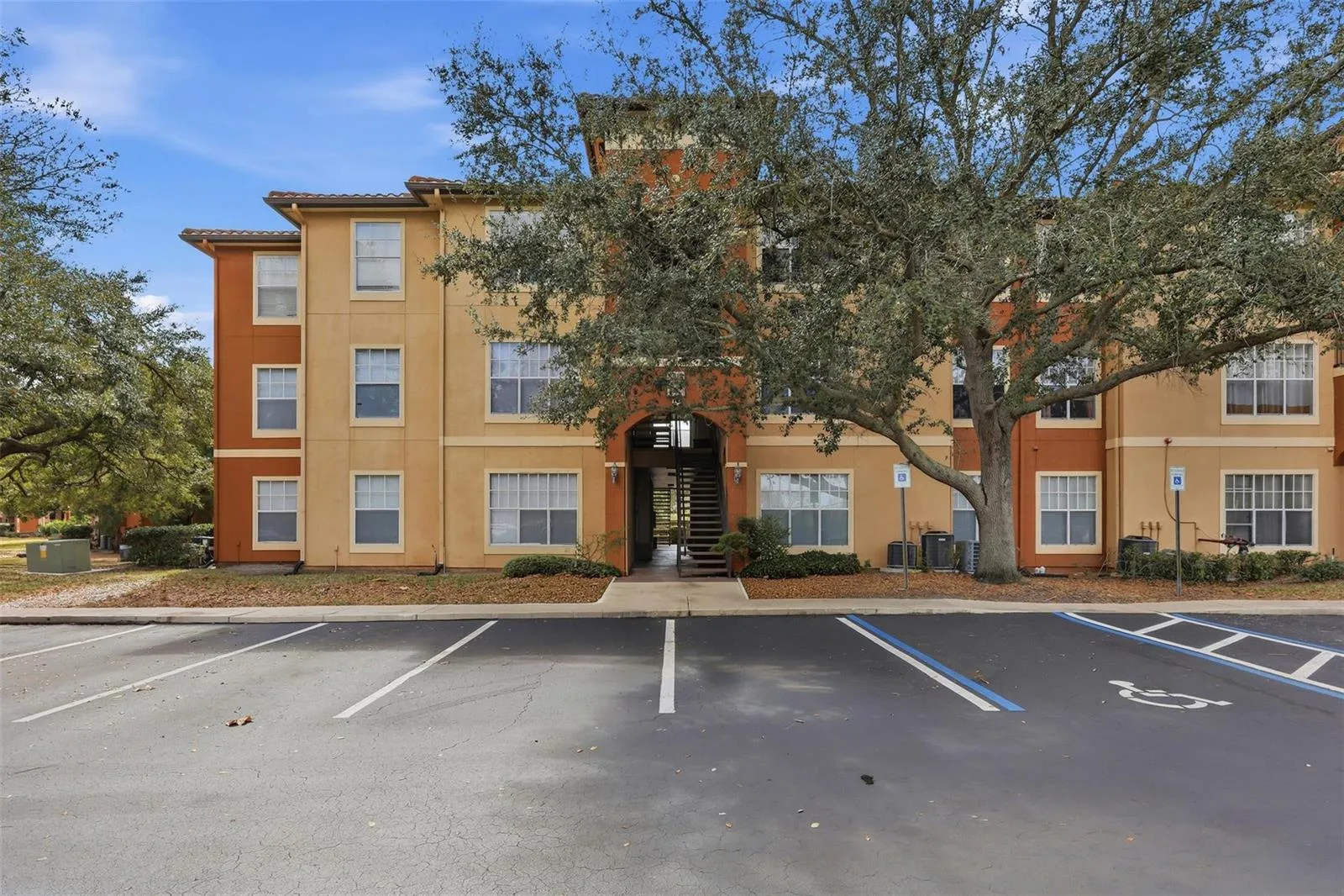 5518 Metrowest Boulevard # 11-104, Orlando, FL 32811
