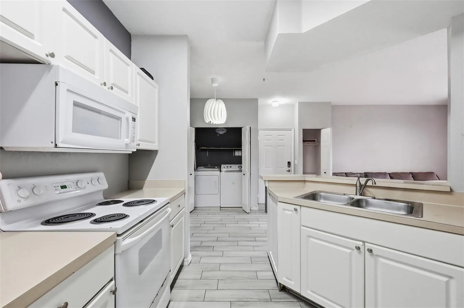 5518 Metrowest Boulevard # 11-104, Orlando, FL 32811 photo 12