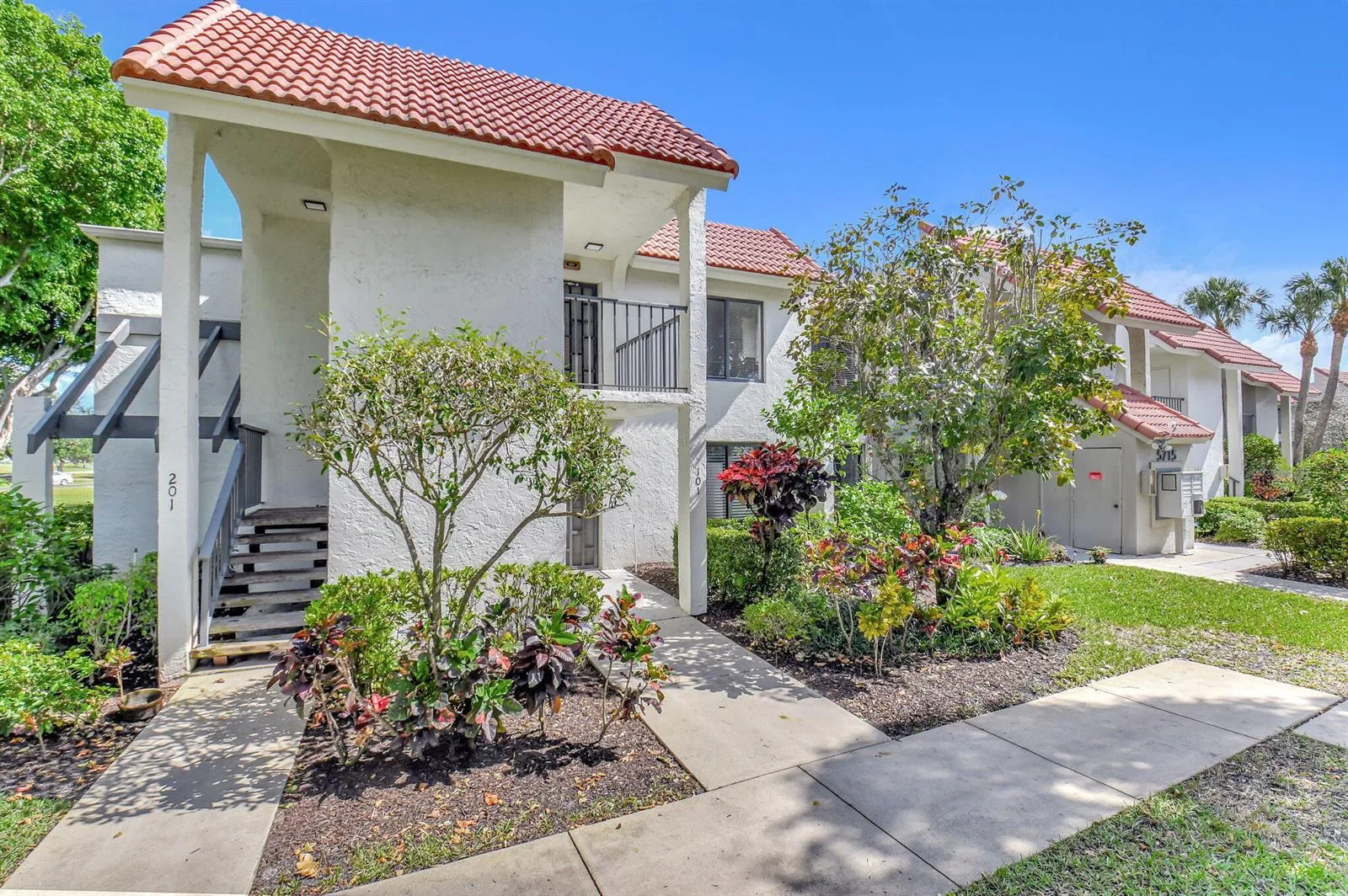 5715 Fairway Park Drive # 201, Boynton Beach, FL 33437
