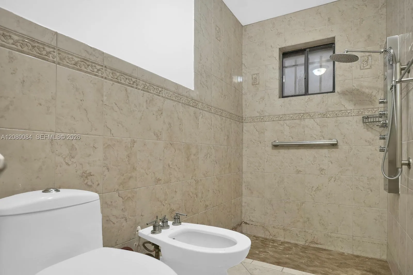 326 E 34th St, Hialeah, FL 33013 photo 11