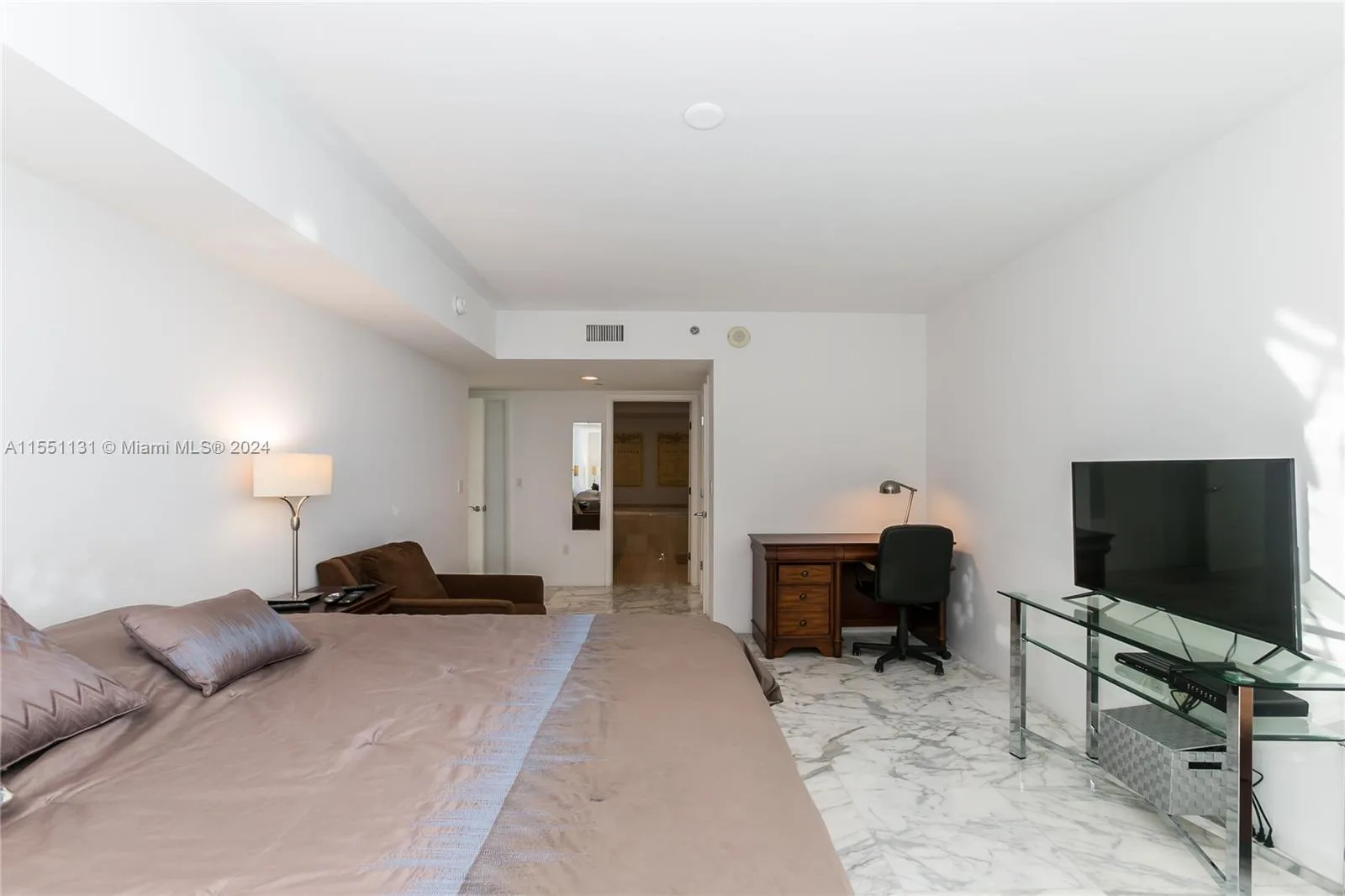 1830 S OCEAN DR # 2906, Hallandale Beach, FL 33009 photo 7