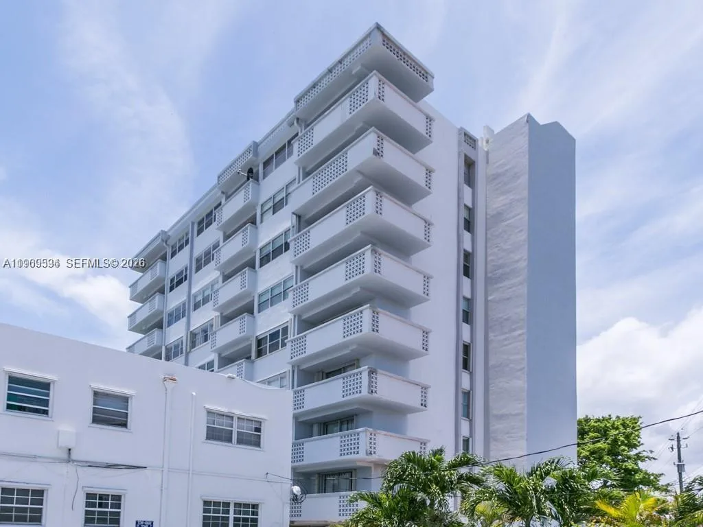 7118 Bonita Dr # 704, Miami Beach, FL 33141
