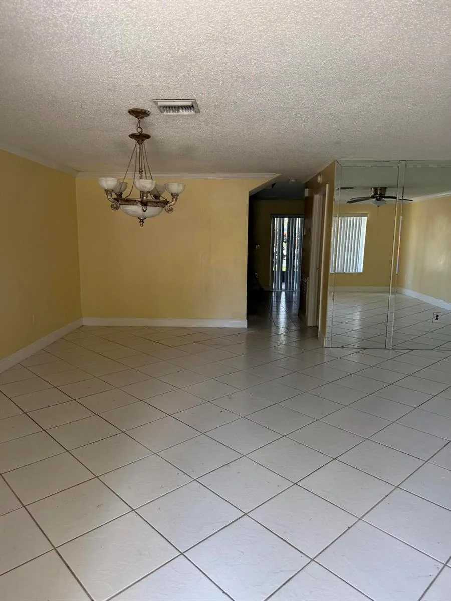 9741 NW 37th Street, Sunrise, FL 33351 photo 4