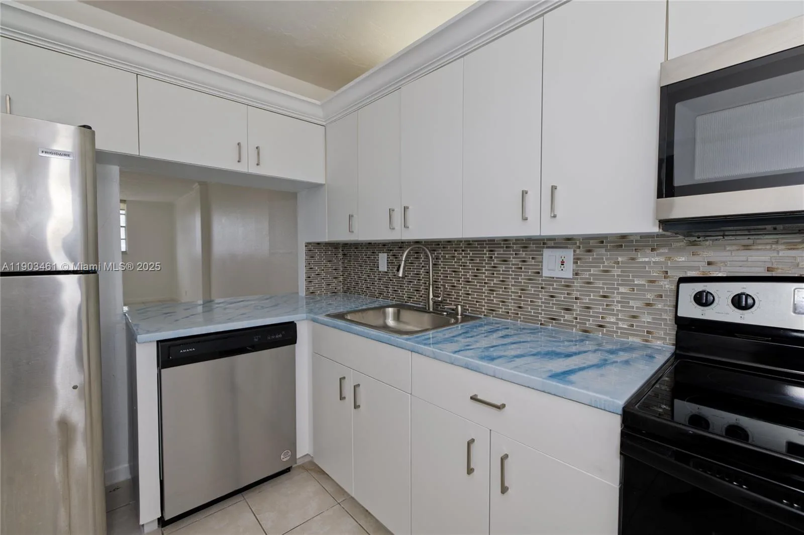 2903 N Miami Beach Blvd # 806, North Miami Beach, FL 33160 photo 4