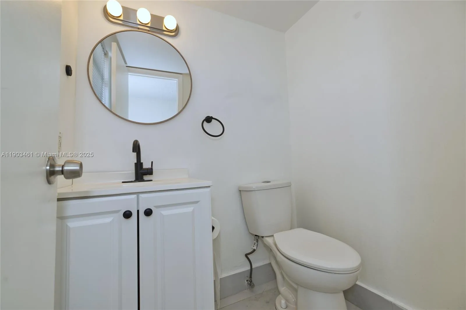 2903 N Miami Beach Blvd # 806, North Miami Beach, FL 33160 photo 6