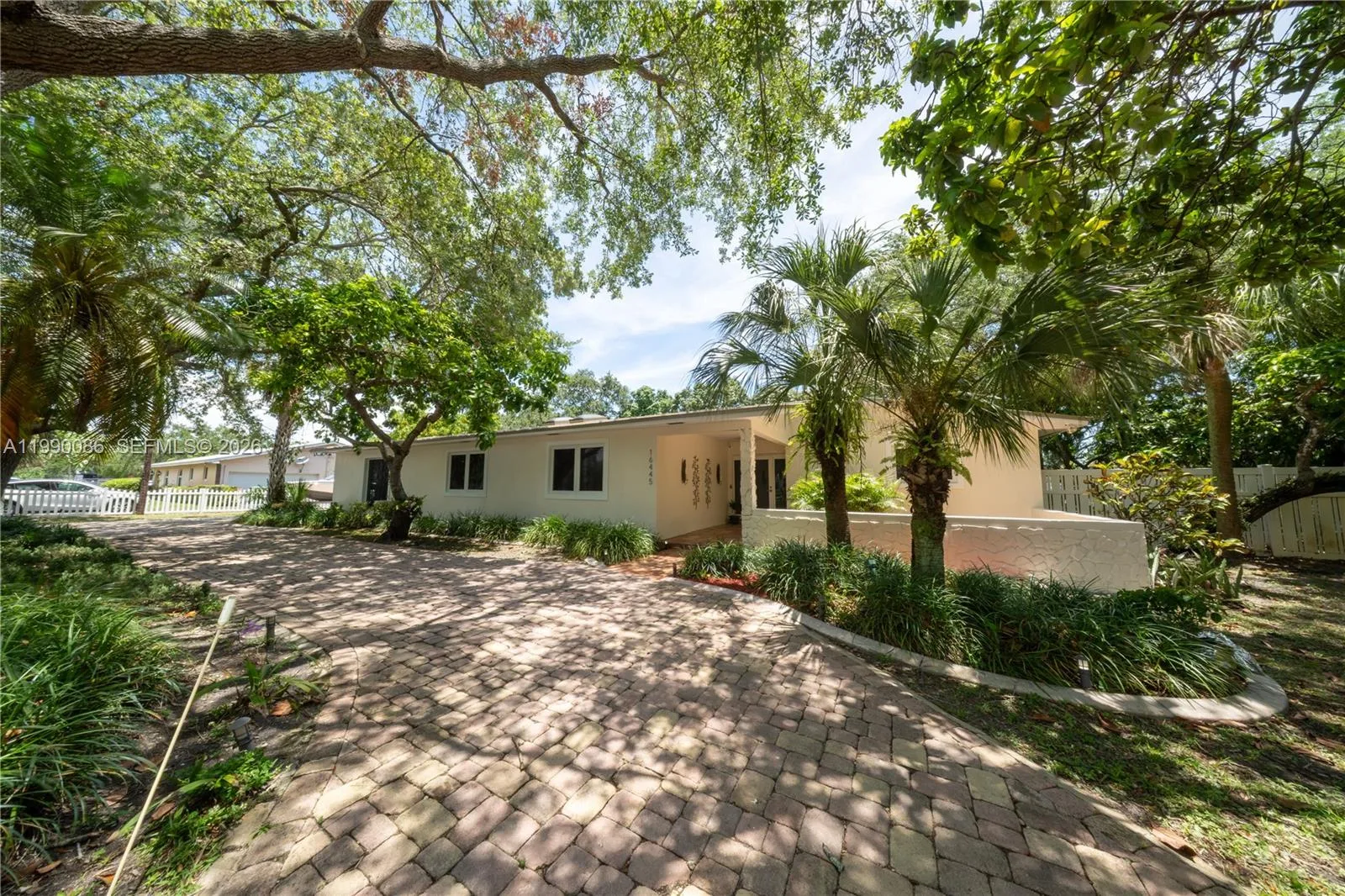 16445 SW 80th Ave, Palmetto Bay, FL 33157