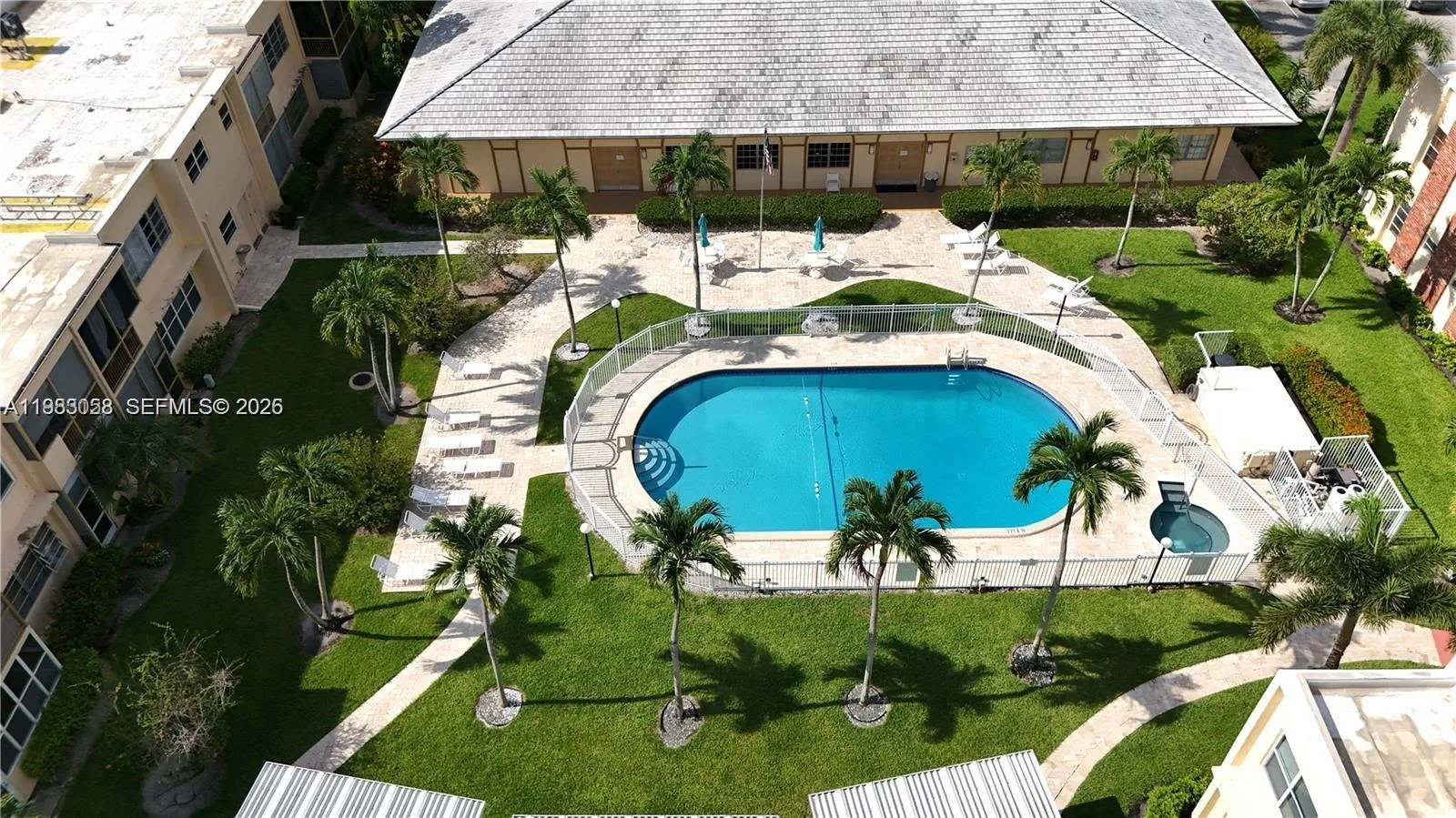 851 NE 14th Ave # 414, Hallandale Beach, FL 33009