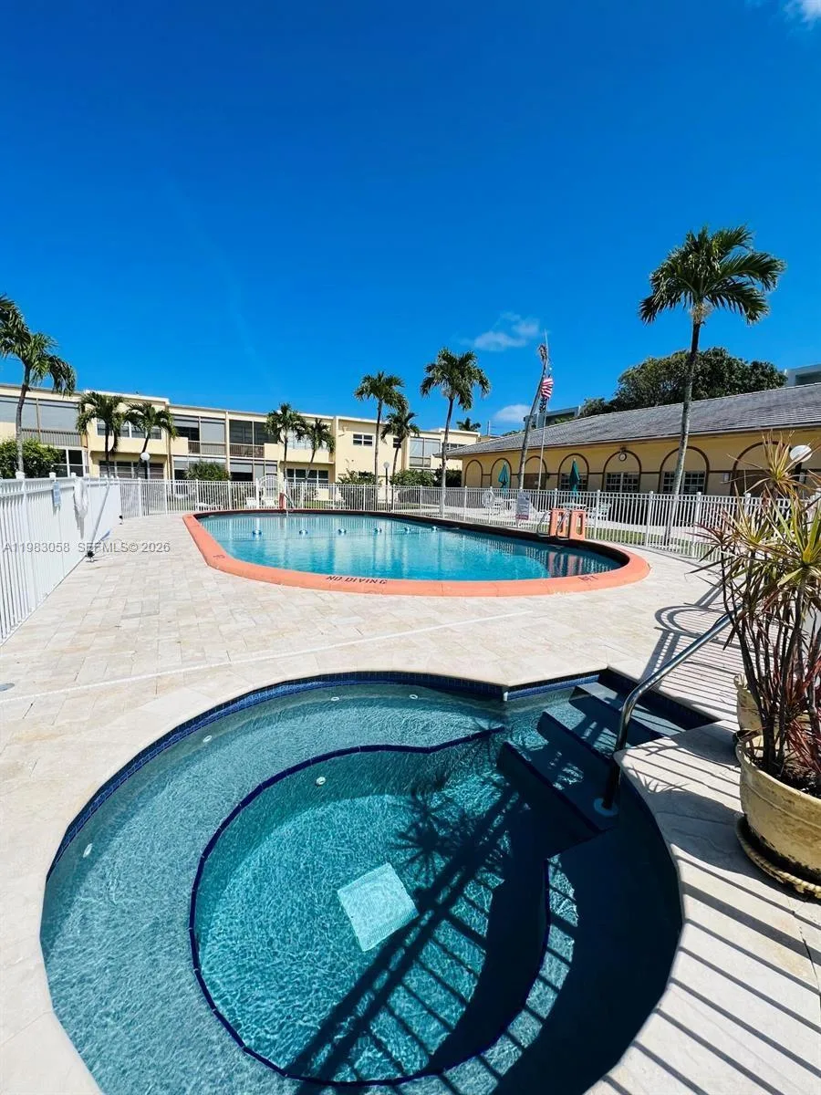 851 NE 14th Ave # 414, Hallandale Beach, FL 33009 photo 6