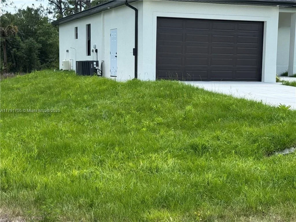 1620 State Ave, Lehigh Acres, FL 33972 photo 5