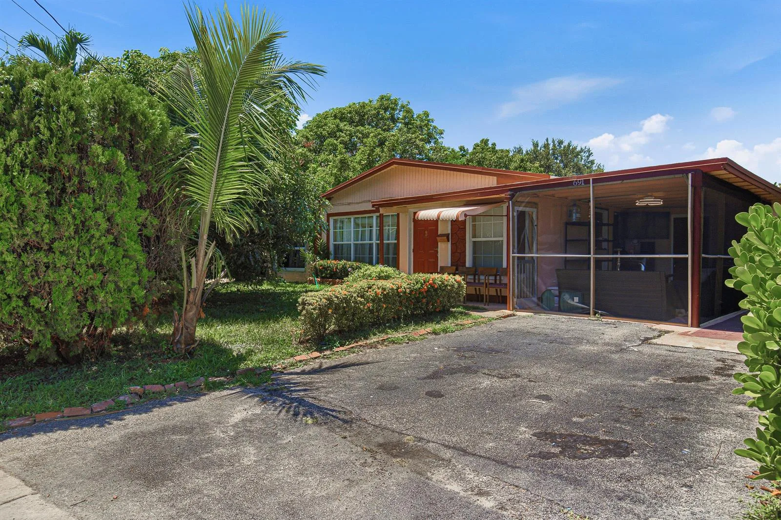 691 NW 20TH Court, Pompano Beach, FL 33060 photo 5