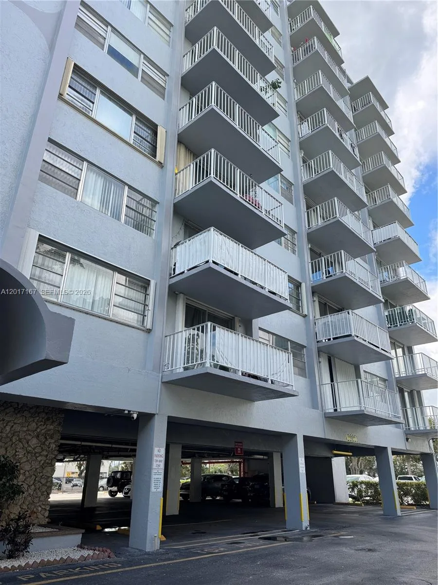 1470 NE 125th Ter # 205, North Miami, FL 33161