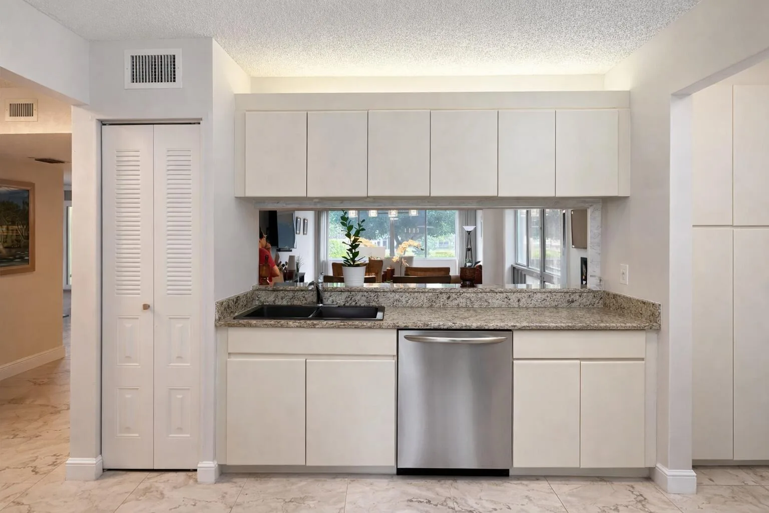 6698 N 10th Ave Avenue N # 116, Lake Worth, FL 33467